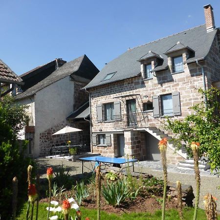 La Maison De Julien Et Marie-Louise Objat Buitenkant foto